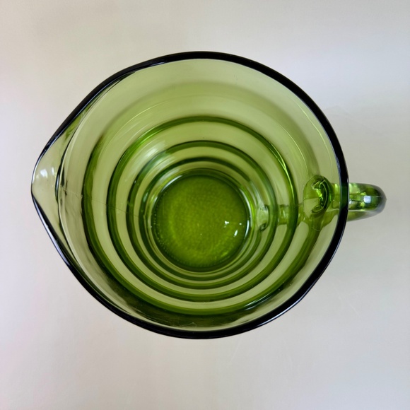 Vintage Green Glass Pitcher with Applied Handle – Mid-Century Blown Glass - Picture 11 of 13